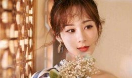 八卦博主爆料杨紫视频,揭秘明星幕后生活片段